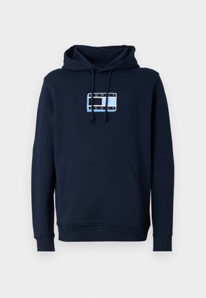 Tengerészkék pamut kapucnis pulóver, elülső kenguruzsebbe, húzózsinóros kapucnival és világoskék grafikával a mellkason.