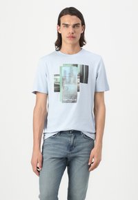 TOM TAILOR Marškinėliai su spaudiniu - light metal blue