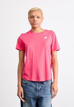 Nike Sportswear CLUB TEE - Camiseta básica - aster pink/white