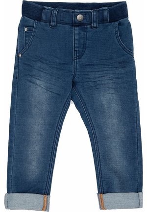 Denimbukser i mørkeblå med ribbet taljebånd, fem lommer og opbukede manchetter med en tan-accent. Subtile falmede detaljer over det hele.