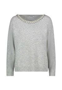 Maglione grigio chiaro con scollo tondo, caratterizzato da un motivo decorativo di perline e strass lungo il collo. Tessuto morbido e strutturato.