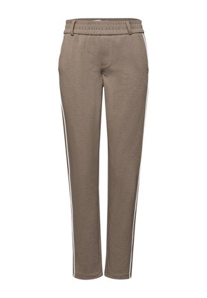 Pantalon marron effilé en tissu doux avec une ceinture élastique, avec des bandes blanches sur les côtés et des détails de poches avant.