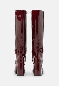 Even&Odd Wide Fit Stivali con i tacchi - red