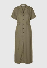 Olivengrønn skjorte-kjole med korte ermer, to frontlommer og rett silhuett; laget av et glatt, lett stoff.