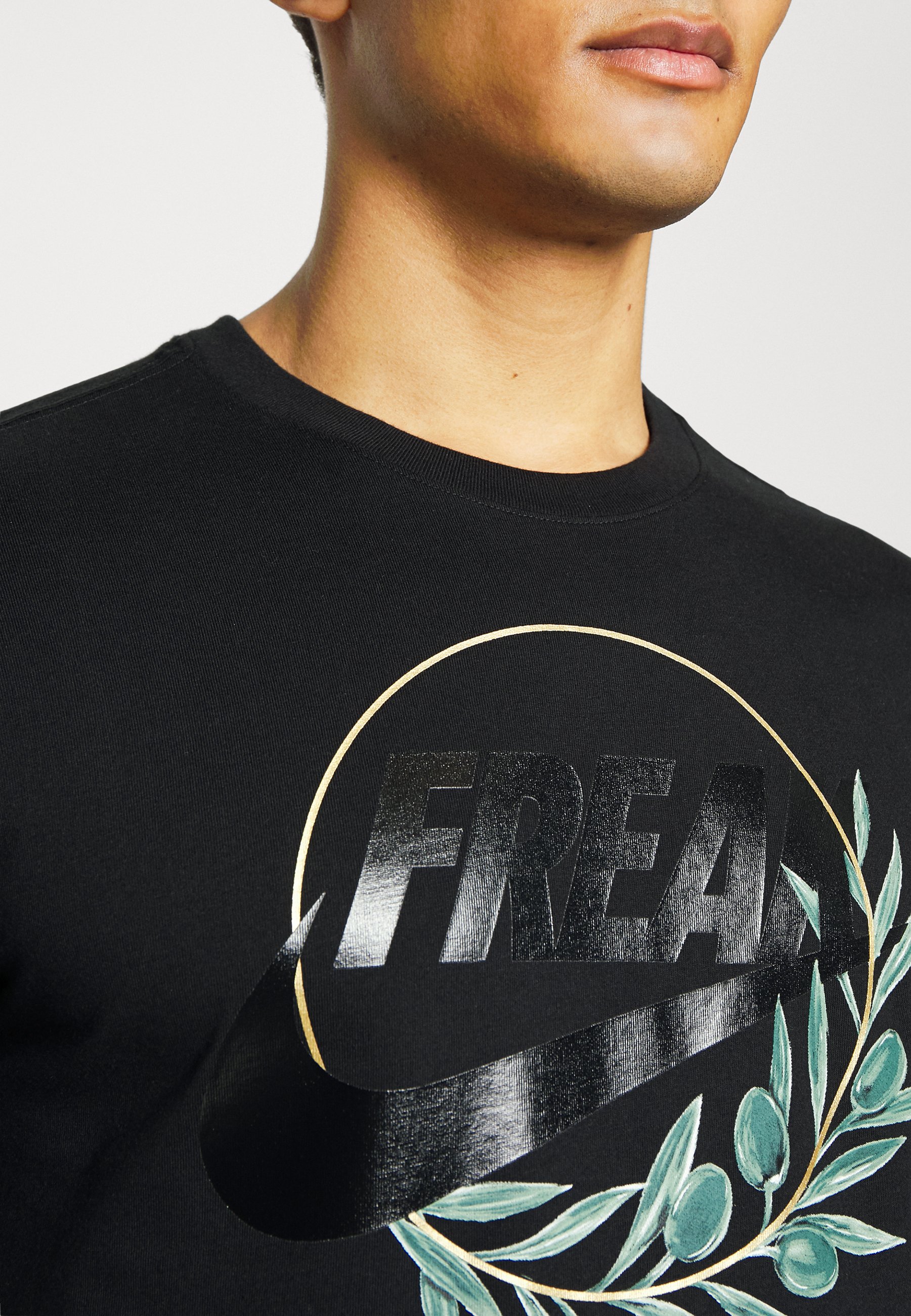 Nike Performance GIANNIS ANTETOKOUNMPO 