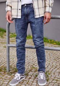 Levi's® 512® SLIM TAPER - Calças de ganga justas - z1962 medium indigo worn in