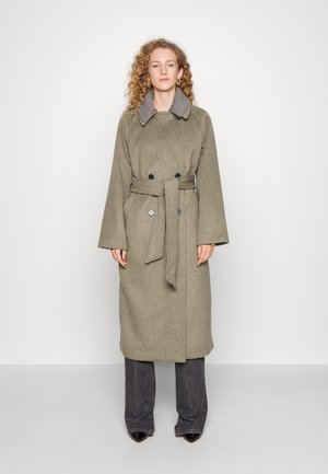 FREIKE COAT - Classic coat - green