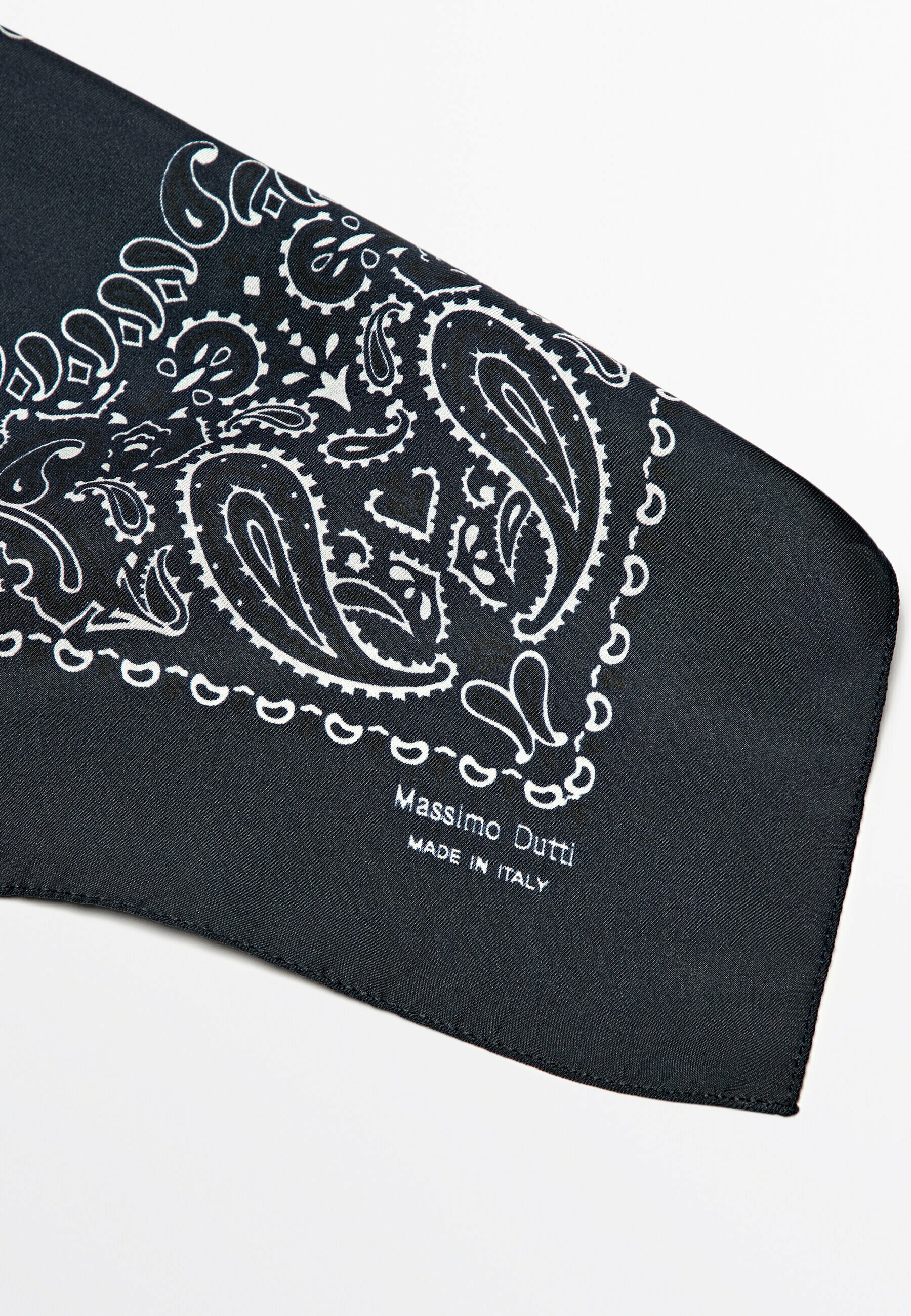 ★ Massimo Dutti★ Paisley pattern 100 silk bandana 0631872 06318725122-o1.jpg?ts=