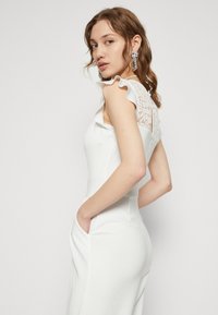 WAL G. RUFFLE WITH BACK INSERT - Combinaison - white