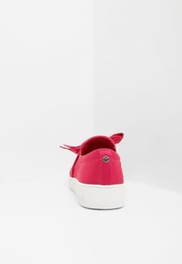 MICHAEL Michael Kors Slip-ins - pink