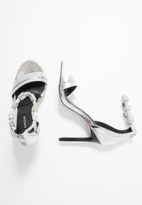 River Island Korolliset sandaalit - silver-coloured
