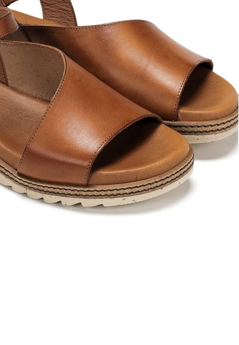 Dorking ESPE Sandalias con plataforma color cuerocamel Dorking ESPE Sandalias con plataforma color cuerocamel