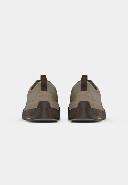 The North Face CLYFFE UNISEX - Trainers - mushroom grey/demitasse b — photo 4