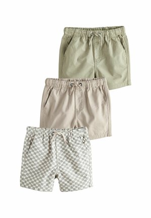 Drei Shorts: eine olivgrün, eine beige und eine graue mit kariertem Muster. Alle verfügen über einen elastischen Bund und seitliche Taschen.