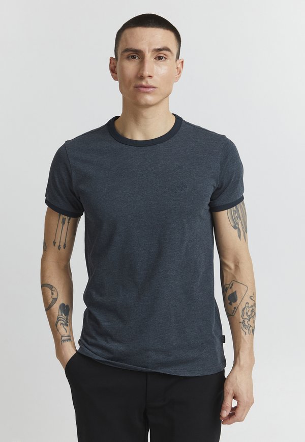PRG√∂RAN - Basic T-shirt - ins bl mel