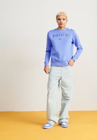 Jordan AIR JORDAN 1 LOW - Zapatillas - university blue/white