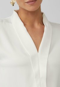 s.Oliver BLACK LABEL Blouse - ecru
