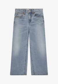 Unselected, open sky