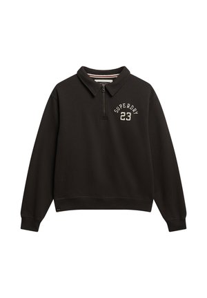 Felpa nera con zip al collo, caratterizzata da ricamo "SUPERDRY 23" in bianco sulla parte anteriore. Tessuto morbido, vestibilità rilassata e polsini a coste.