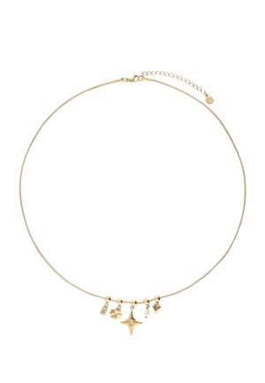 Gouden ketting met een flexibele schakel, versierd met vijf verschillende bedels, waaronder een ster, hart, klaver en twee decoratieve elementen.