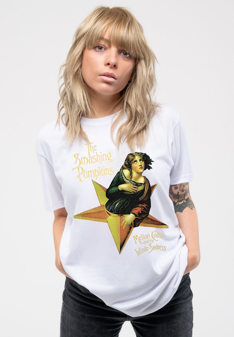 Paradiso Clothing THE SMASHING PUMPKINS MELLON COLLIE BOYFRIEND FIT - Print T-shirt - white