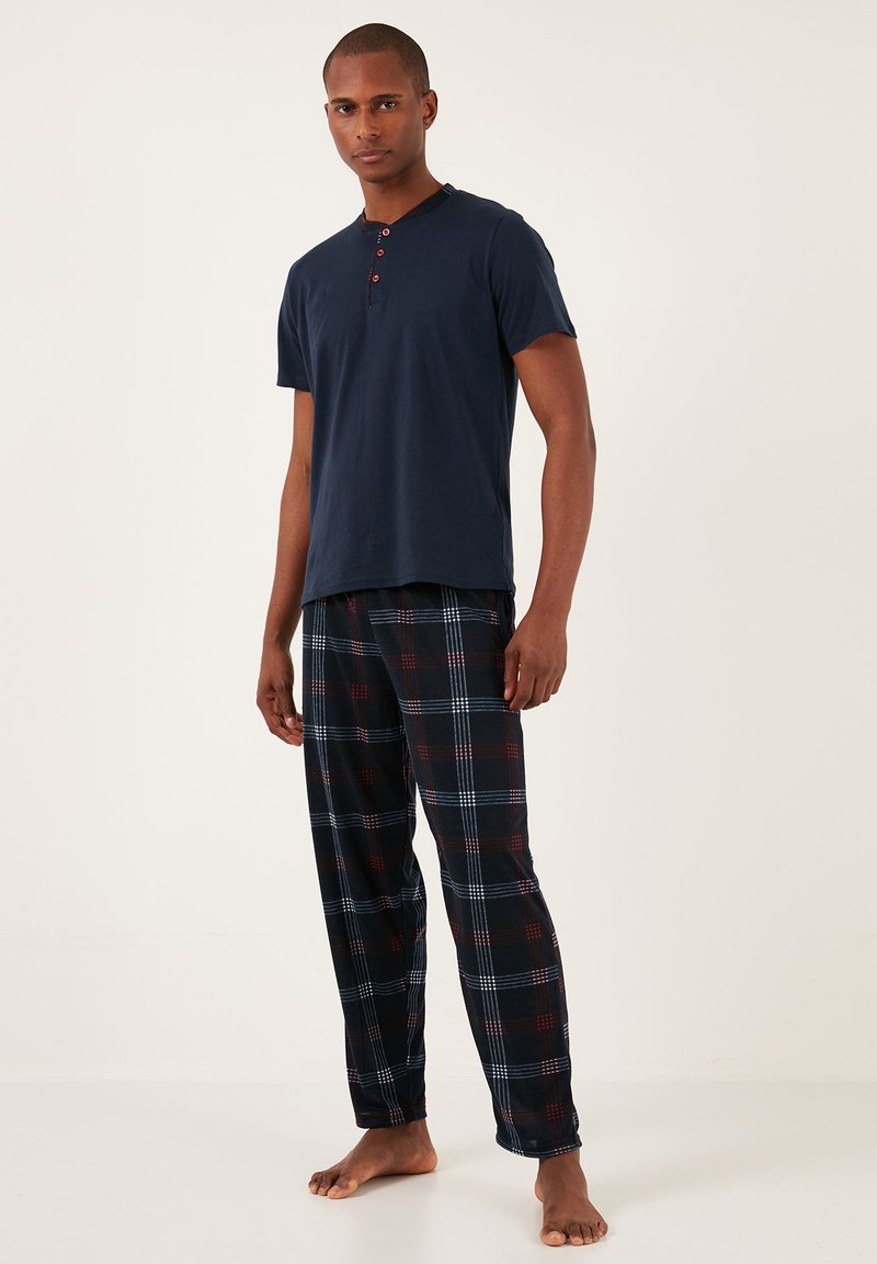 Buratti REGULAR FIT SET Natt j S t Dark Blue m rkebl Zalando dk buratti-regular-fit-set-natt-j-s-t-dark-blue-m-rkebl-zalando-dk