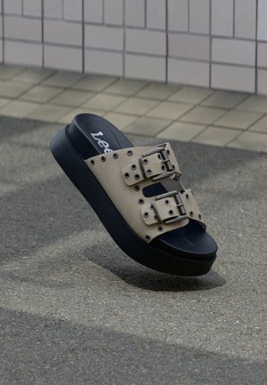 Lee CORA SLIDER WOMEN PLATFORM - Tagant lahtised kingad - sandshell