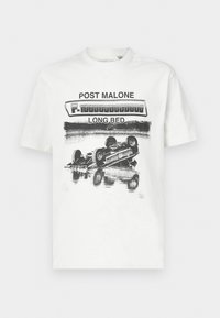 ONSPOST MALONE LIFE BACK TEE - Apdrukāts T-krekls - coconut milk