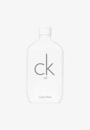 Valkoinen suorakulmainen pullo, jossa on pyöristetty pohja, harmaa "ck all" -logo ja "Calvin Klein" -teksti alareunassa. Kierrettävä korkki ylhäällä.