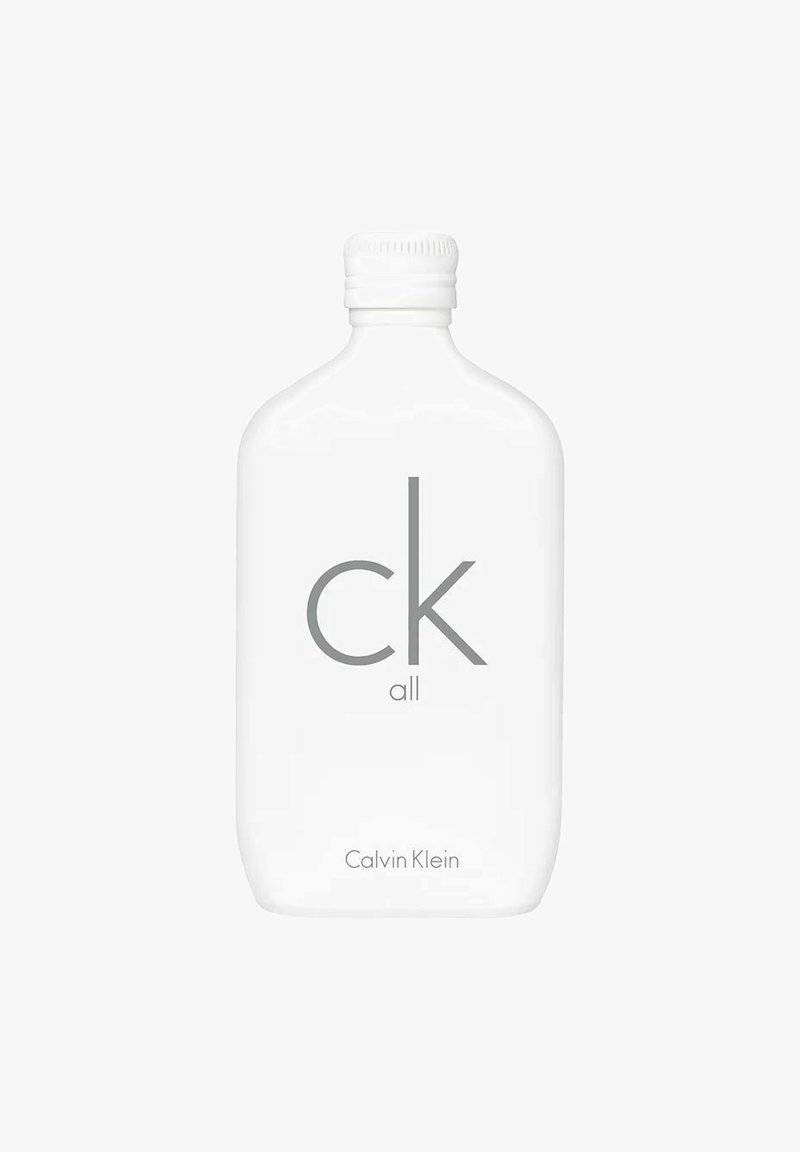 Valkoinen suorakulmainen pullo, jossa on pyöristetty pohja, harmaa "ck all" -logo ja "Calvin Klein" -teksti alareunassa. Kierrettävä korkki ylhäällä.