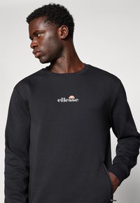Ellesse VINCOLI - Sportska majica - black