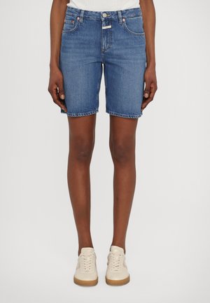 JINNIE - Jeansshorts - mid blue denim