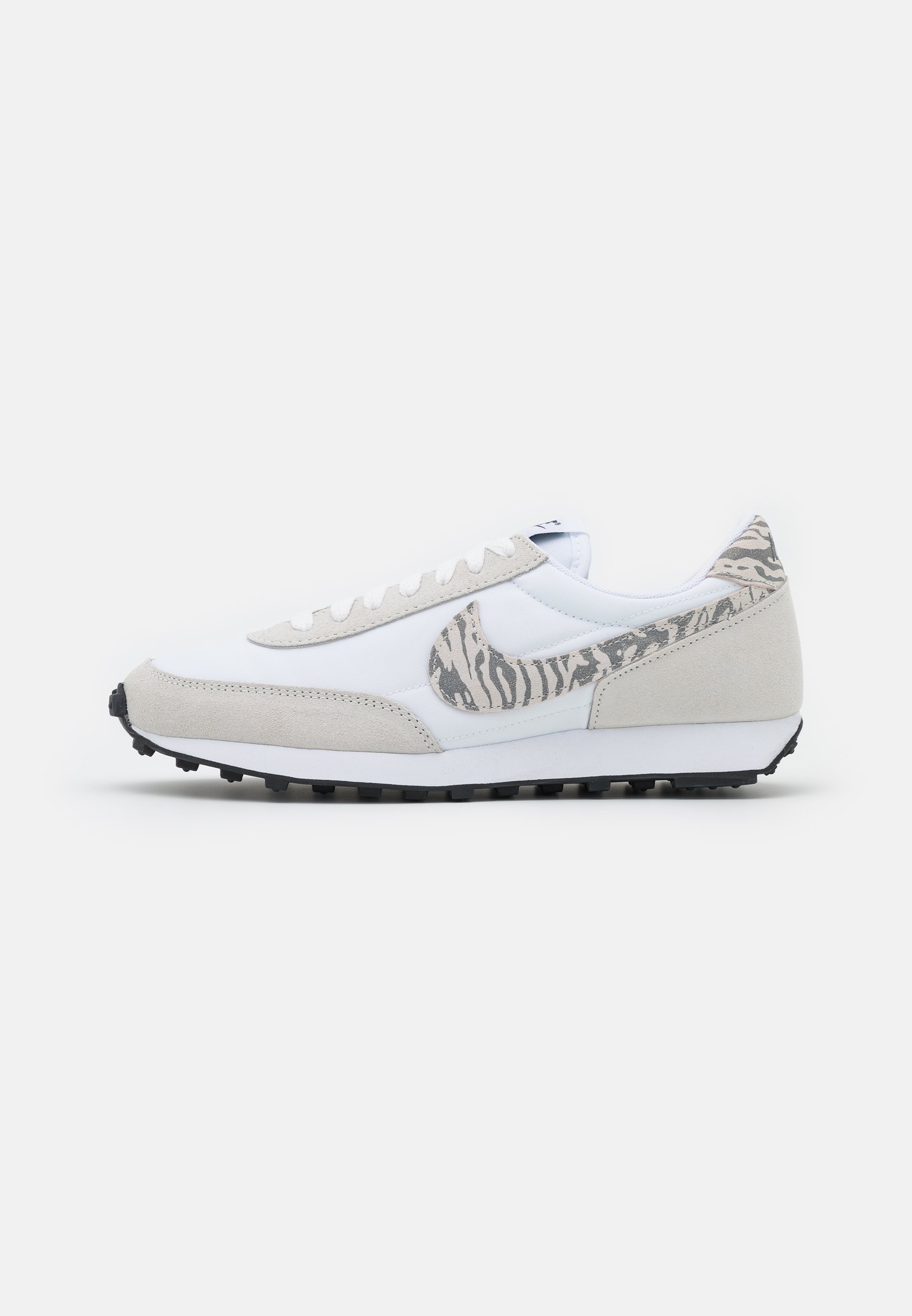 nike daybreak type summit