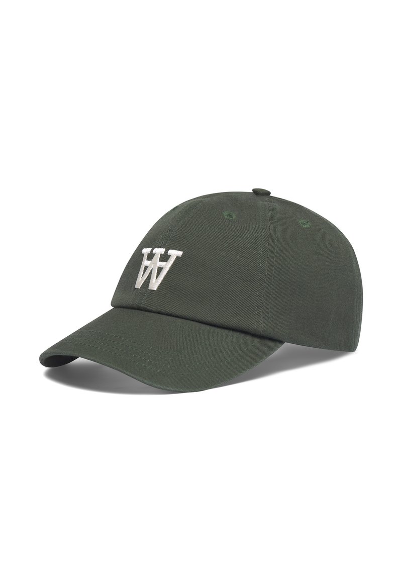 Casquette de baseball vert foncé avec un "W" blanc brodé sur le devant, conception à six panneaux et visière incurvée.