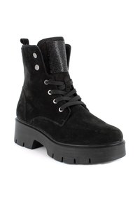 Stivaletti neri in suede con una fascia nera texturizzata nella parte superiore, occhielli argentati e suola in gomma nera spessa. Allacciati con lacci neri piatti.