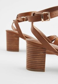 Next Korkeakorkoiset sandaalit - tan brown