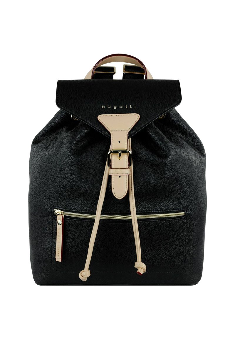 Zaino in pelle nera testurizzata con chiusura a cordoncino, dettagli beige, una tasca frontale con zip e un logo nella parte superiore.