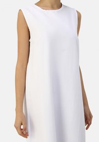 Modanisa Maxi šaty - white