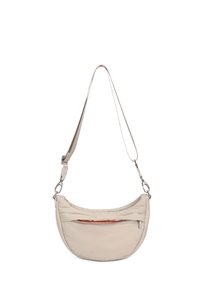 Borsa a tracolla in microfibra beige con forma curva, tracolla regolabile, tasca frontale con zip e dettagli in metallo argentato. Texture liscia.