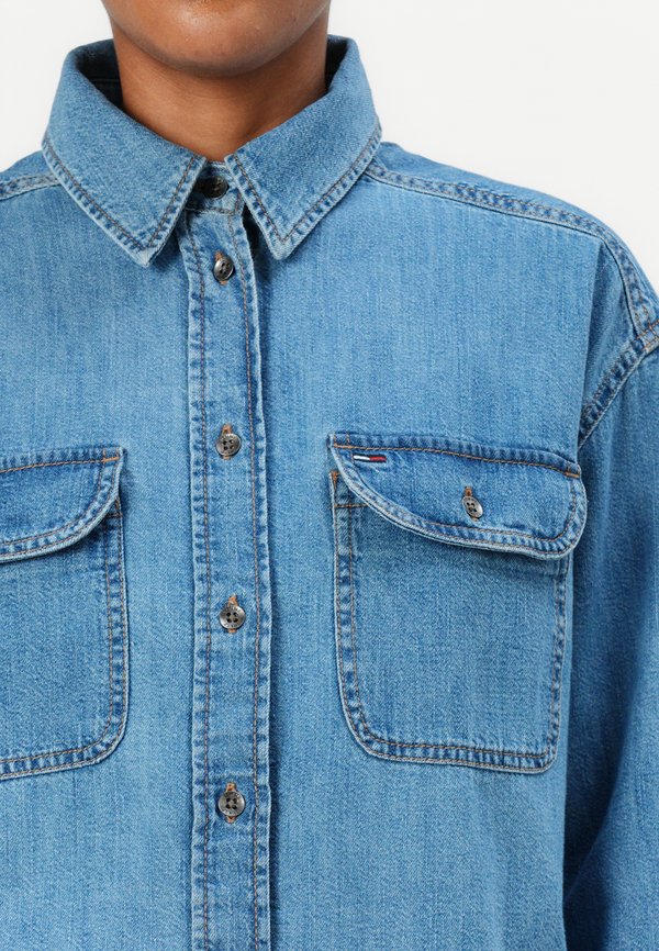 SHIRT - Button-down blouse - denim medium4