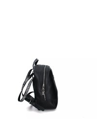 Zaino in pelle nera con scomparto con zip, forma slim e spallacci regolabili con un accento a fantasia. Texture complessivamente liscia.