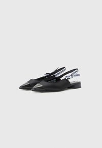 KARL LAGERFELD KERRIE SLING - Salonke - black
