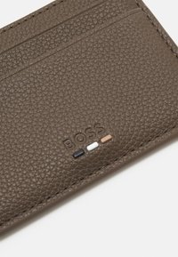 BOSS RAY CARD HOLDER - Piniginė - open brown