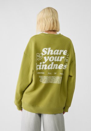 Sweater - green