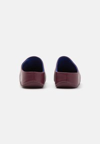 FitFlop SHUV - Iešļūcenes - merlot/lapis blue