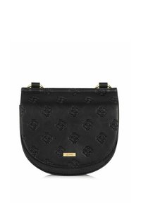 Czarna skórzana torebka z wytłoczonym geometrycznym wzorem, zakrzywioną sylwetką, złotymi elementami i regulowanym paskiem.