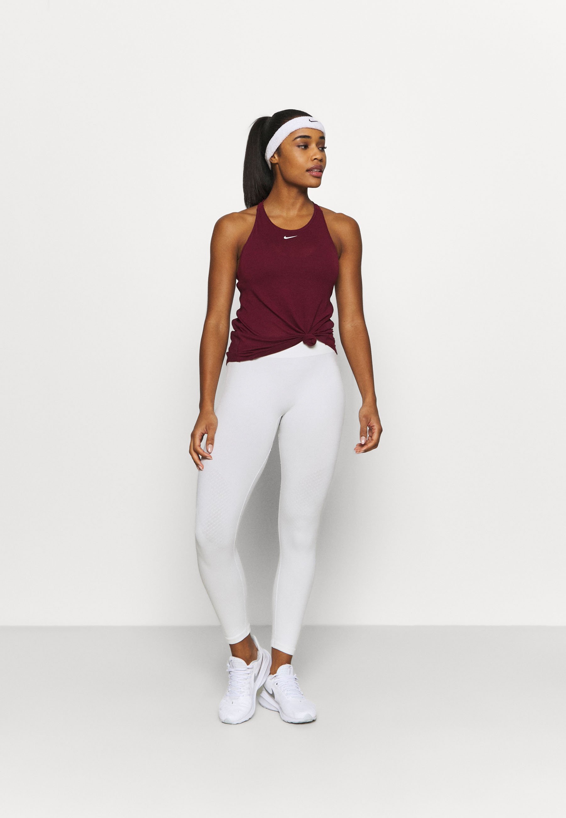 Nike Performance AEROADAPT TANK - Sports T-shirt - dark beetroot/metallic  silver/dark red - Zalando.de