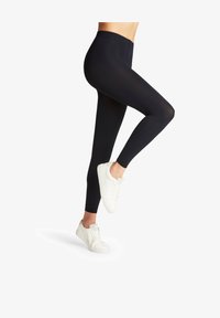 Unausgewählt, marine