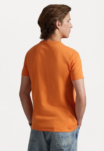 Polo Ralph Lauren CUSTOM SLIM FIT JERSEY CREWNECK T-SHIRT - Basic póló - bedford orange