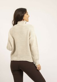 Dona x Lisa COL MONTANT KIANTY - Pullover - ecru